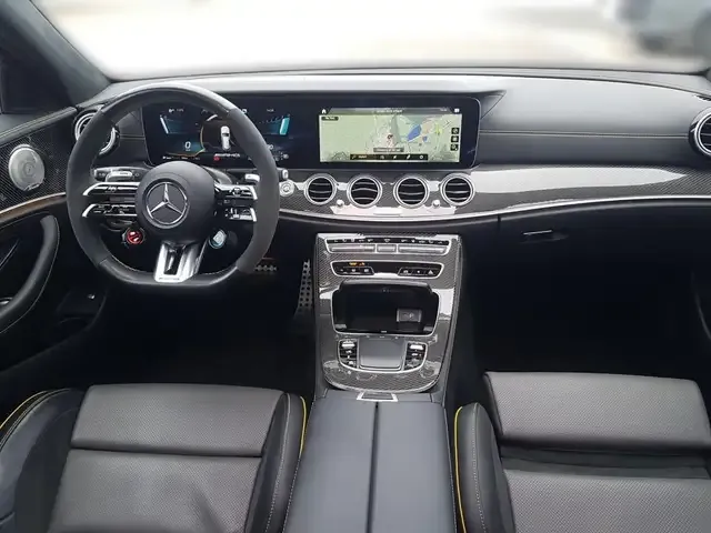 Mercedes-Benz E 63 AMG