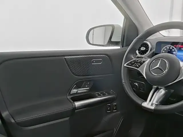 Mercedes-Benz B 250