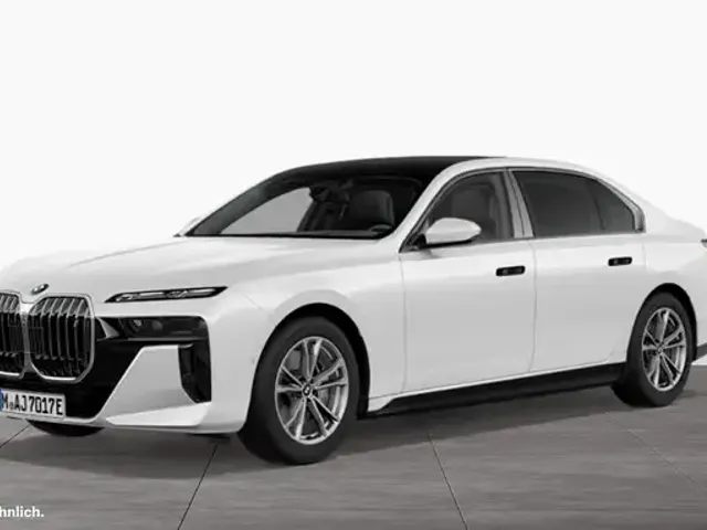 BMW i7