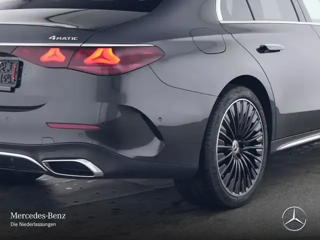 Mercedes-Benz E 300