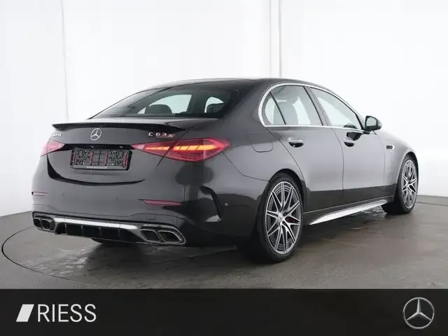 Mercedes-Benz C 63 AMG