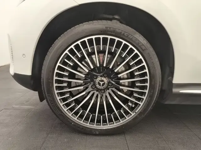 Mercedes-Benz EQC 400