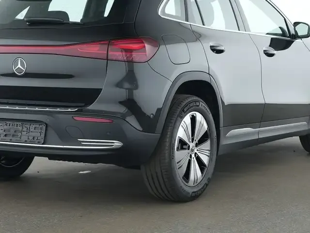Mercedes-Benz EQA 250