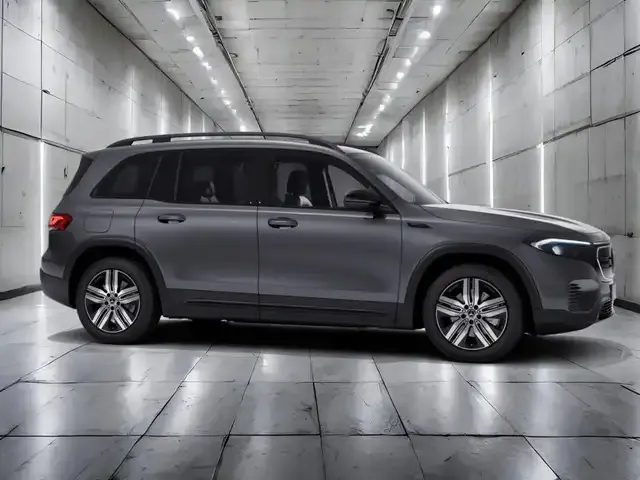 Mercedes-Benz EQB 300
