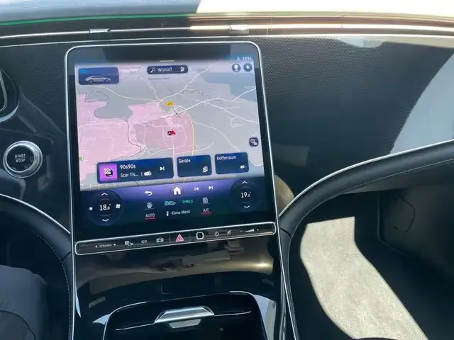 Mercedes-Benz EQS