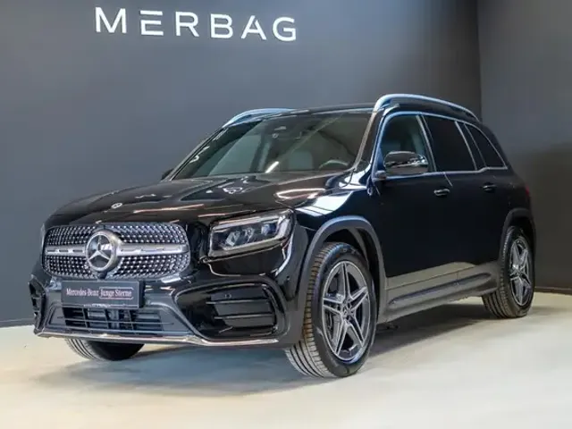 Mercedes-Benz GLB 220