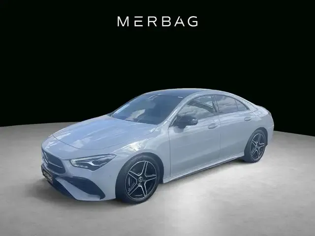Mercedes-Benz CLA 180
