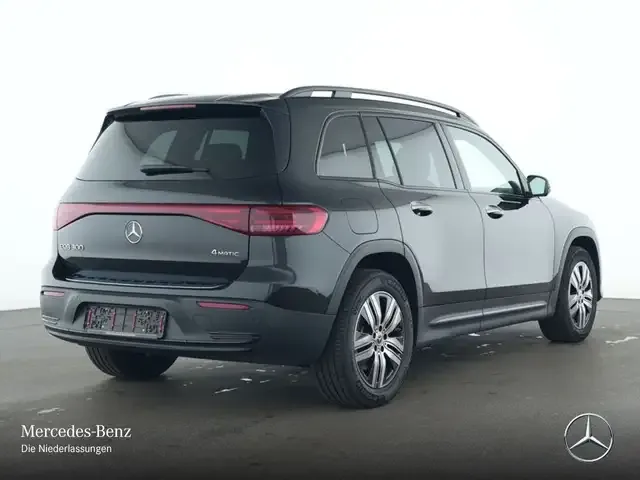 Mercedes-Benz EQB 300