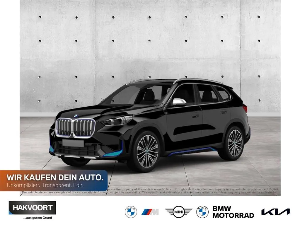BMW iX1