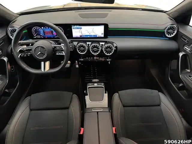 Mercedes-Benz CLA 220