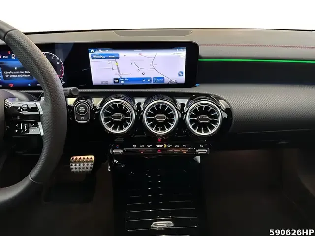 Mercedes-Benz CLA 220