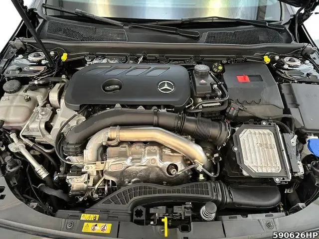 Mercedes-Benz CLA 220
