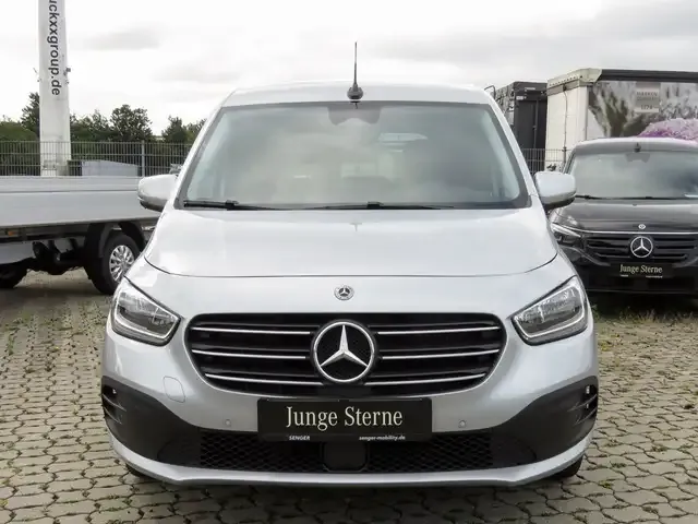 Mercedes-Benz T-Class