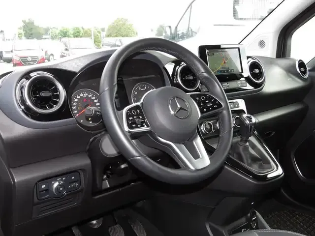 Mercedes-Benz T-Class
