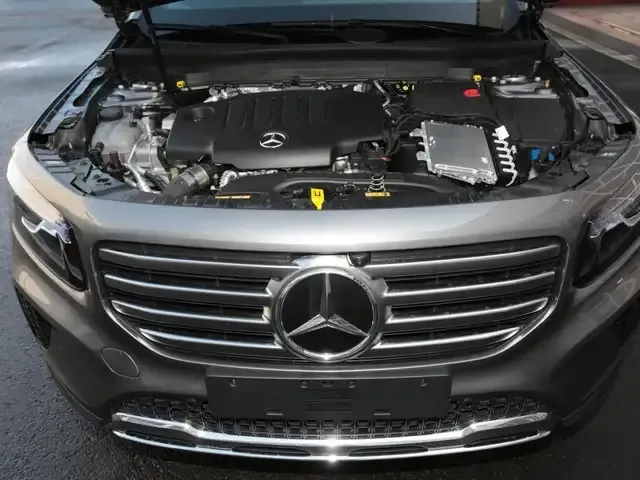 Mercedes-Benz GLB 200