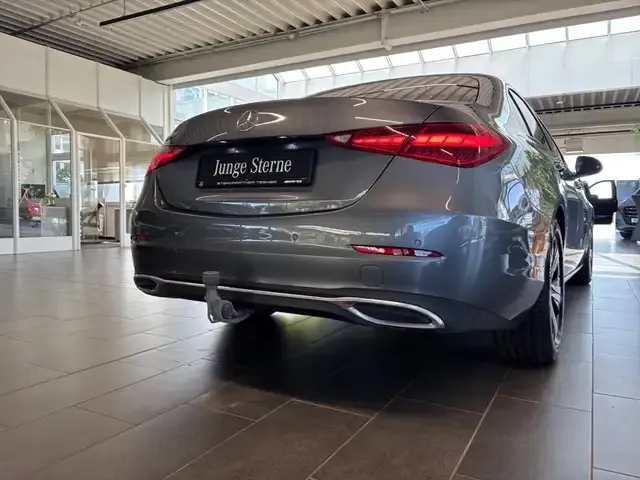 Mercedes-Benz C 200