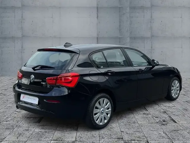 BMW 118