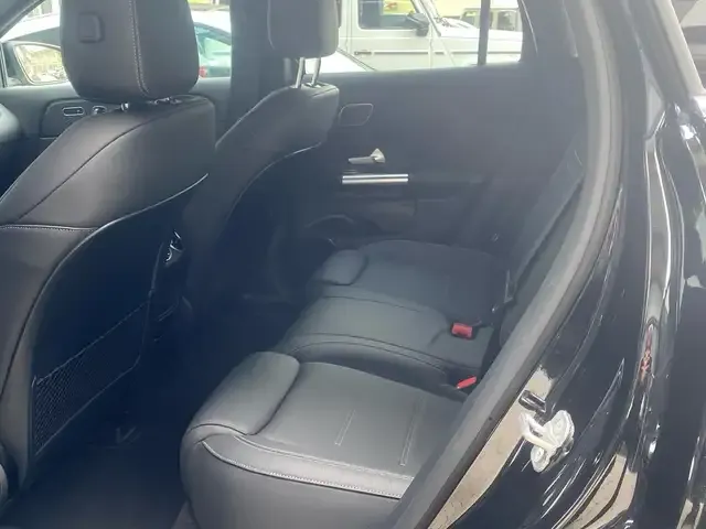 Mercedes-Benz EQA 350