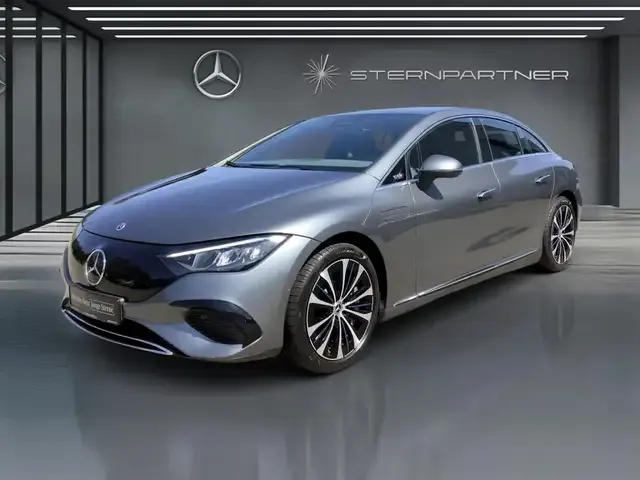 Mercedes-Benz EQE 300