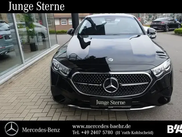 Mercedes-Benz E 200