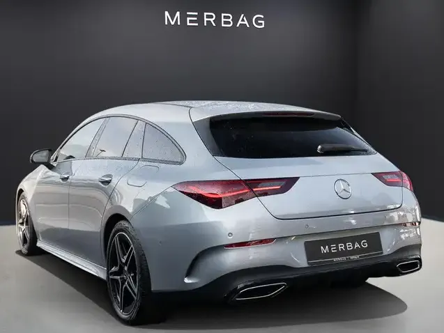 Mercedes-Benz CLA 200
