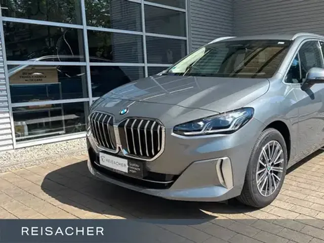 BMW 220