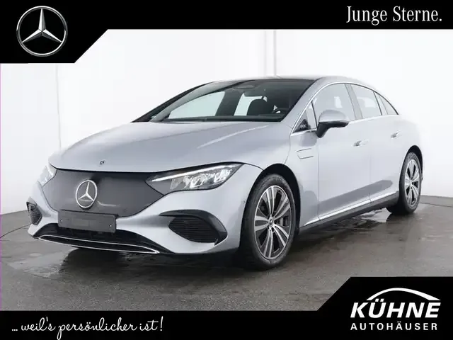 Mercedes-Benz EQE 300