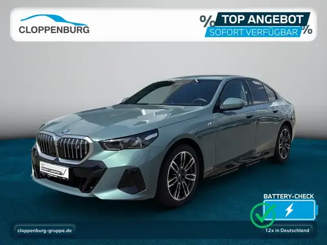 BMW i5
