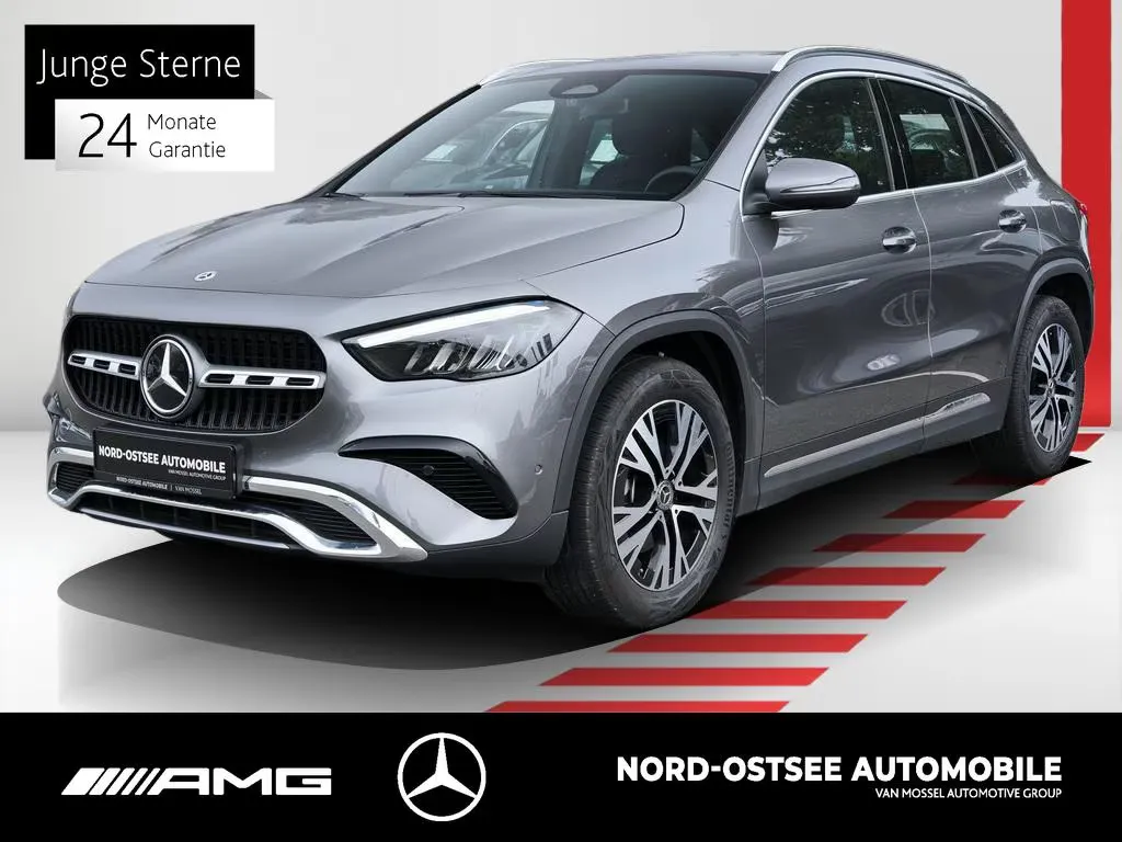 Mercedes-Benz GLA 200