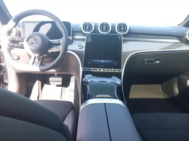 Mercedes-Benz CLE 200