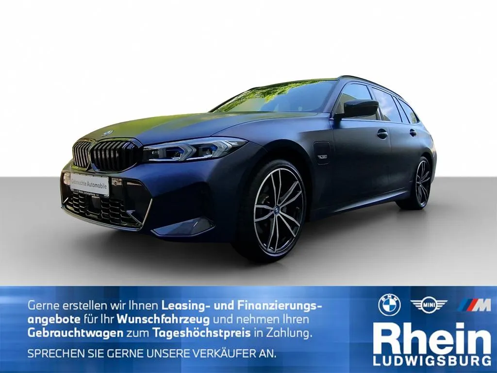 BMW 330