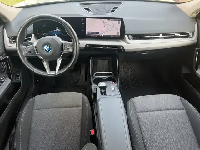 BMW iX2