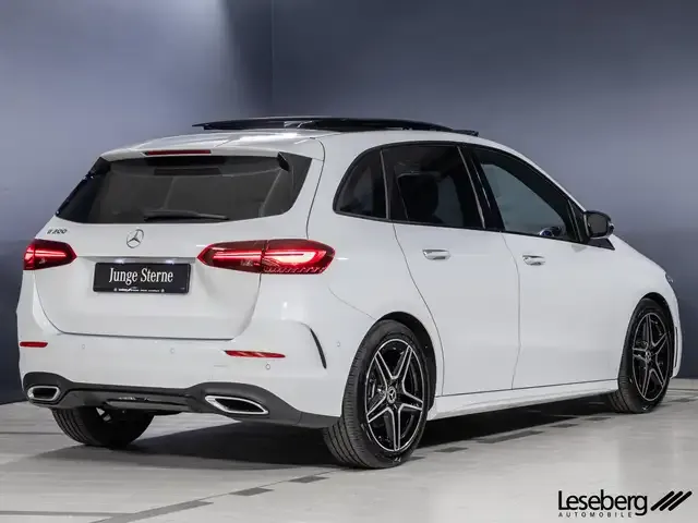 Mercedes-Benz B 200