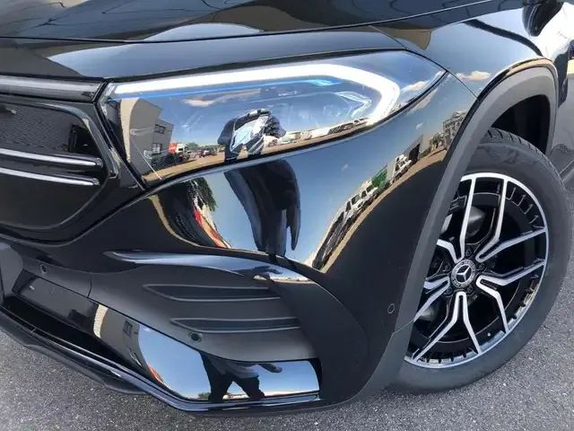Mercedes-Benz EQB 350