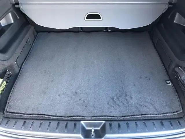 Mercedes-Benz EQB 350