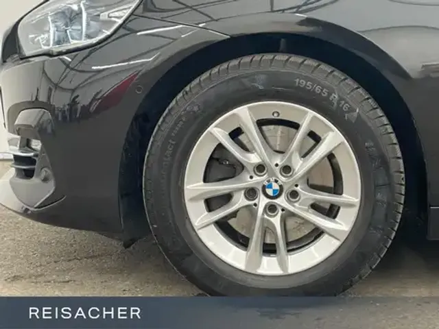 BMW 220