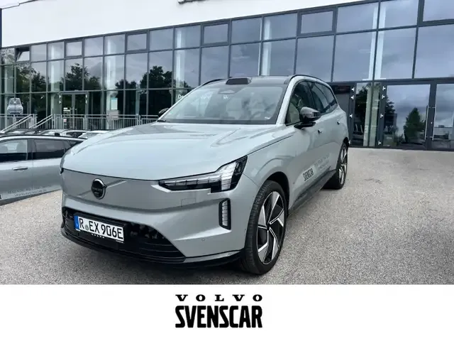 Volvo EX90