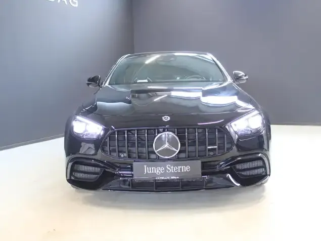 Mercedes-Benz E 63 AMG