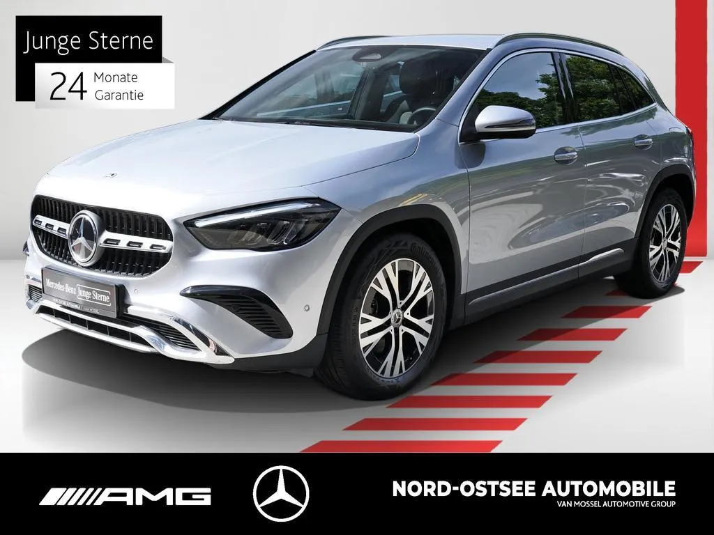 Mercedes-Benz GLA 200