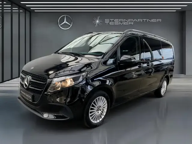 Mercedes-Benz V 220