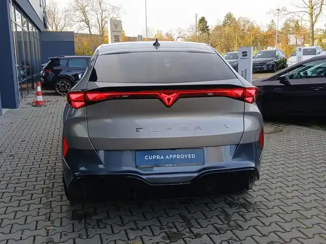 CUPRA Tavascan