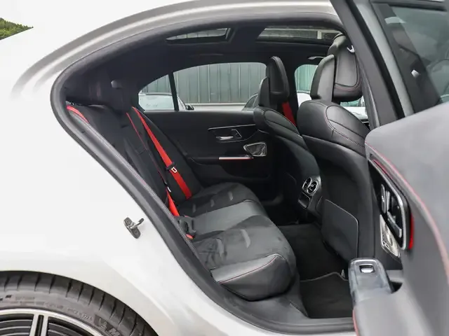 Mercedes-Benz C 43 AMG