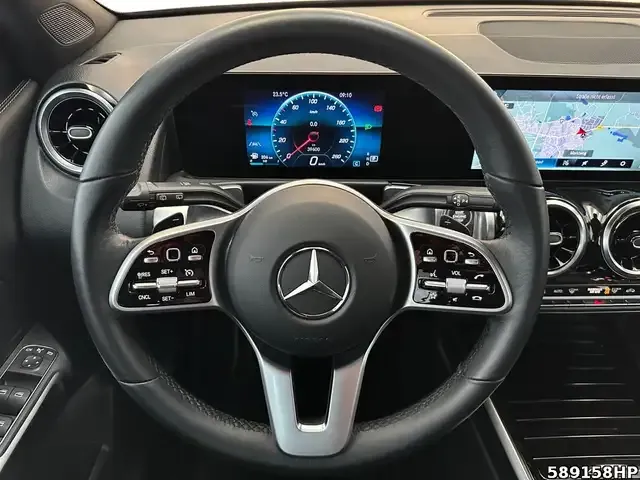 Mercedes-Benz GLB 200