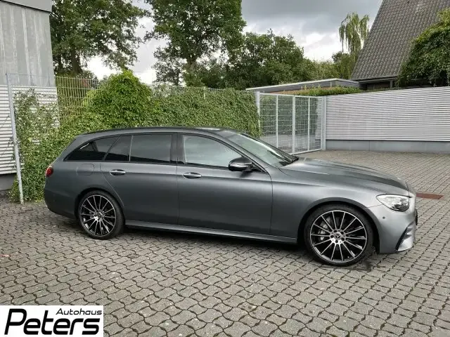 Mercedes-Benz E 400