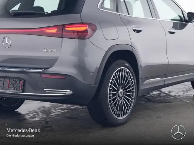 Mercedes-Benz EQA 300