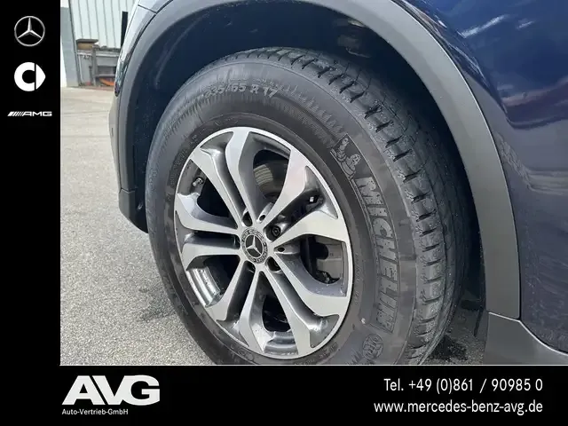 Mercedes-Benz GLC 220
