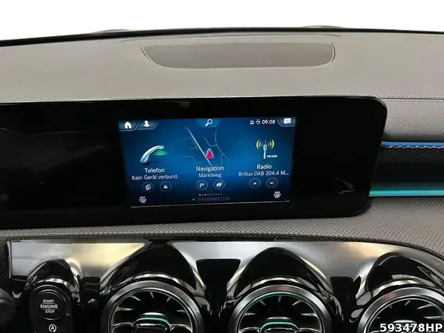 Mercedes-Benz CLA 180