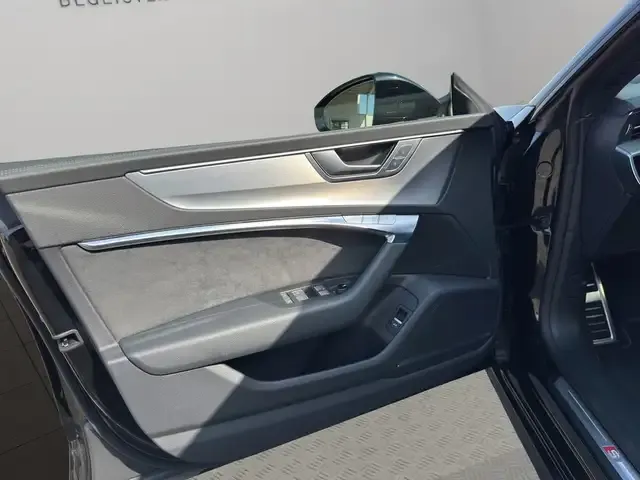 Audi S7