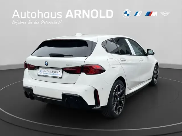BMW 120
