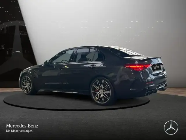 Mercedes-Benz C 63 AMG